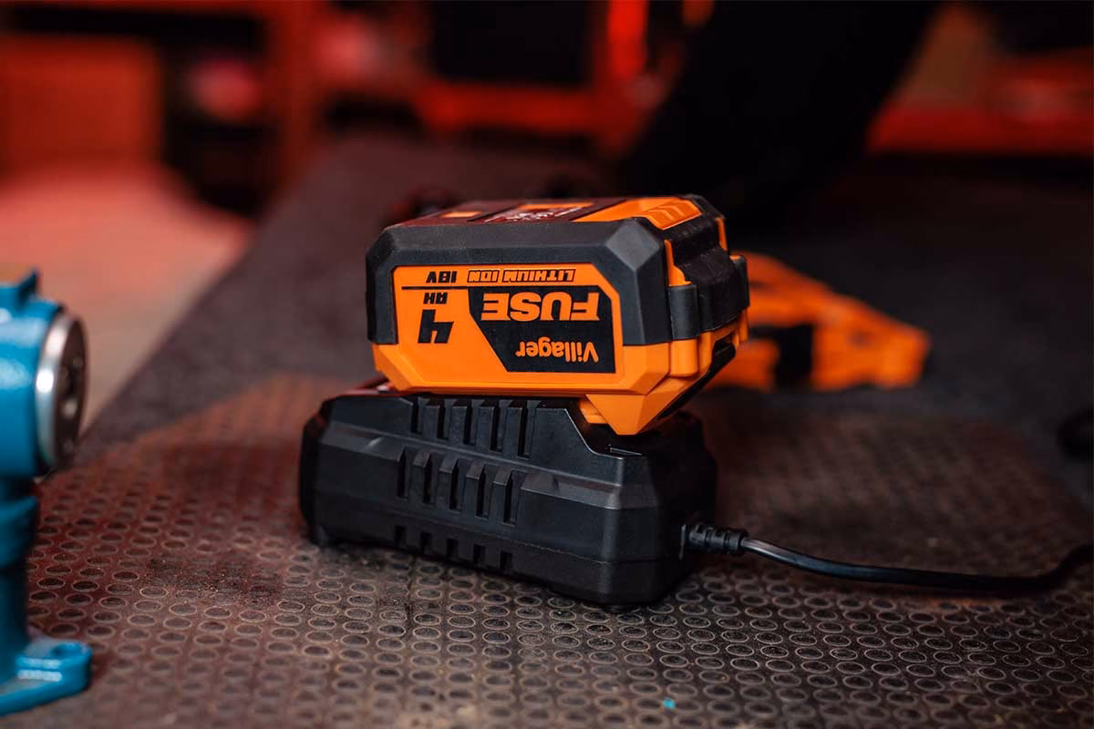 Fuse baterija 18V 4.0Ah - Slika 7