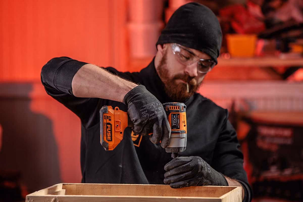 FUSE akumulatorski brushless udarni zavrtač VPL 8420 - Slika 23