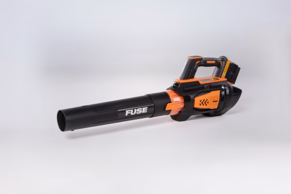Fuse akumulatorski duvač za lišće VBV 2440